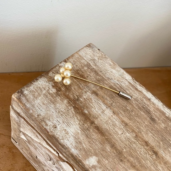 Vintage Pearl & Gold Hat Stick Pin - Picture 3 of 6
